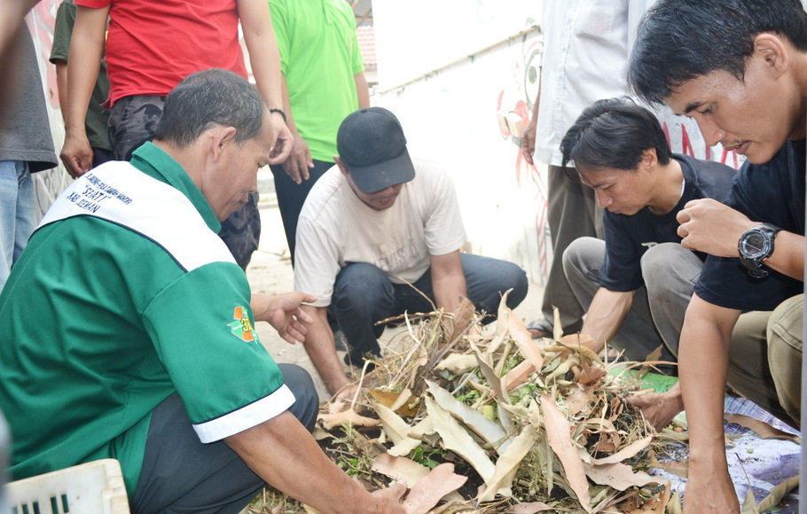 Mengelola Sampah Organik: Langkah Praktis untuk Desa Ramah Lingkungan