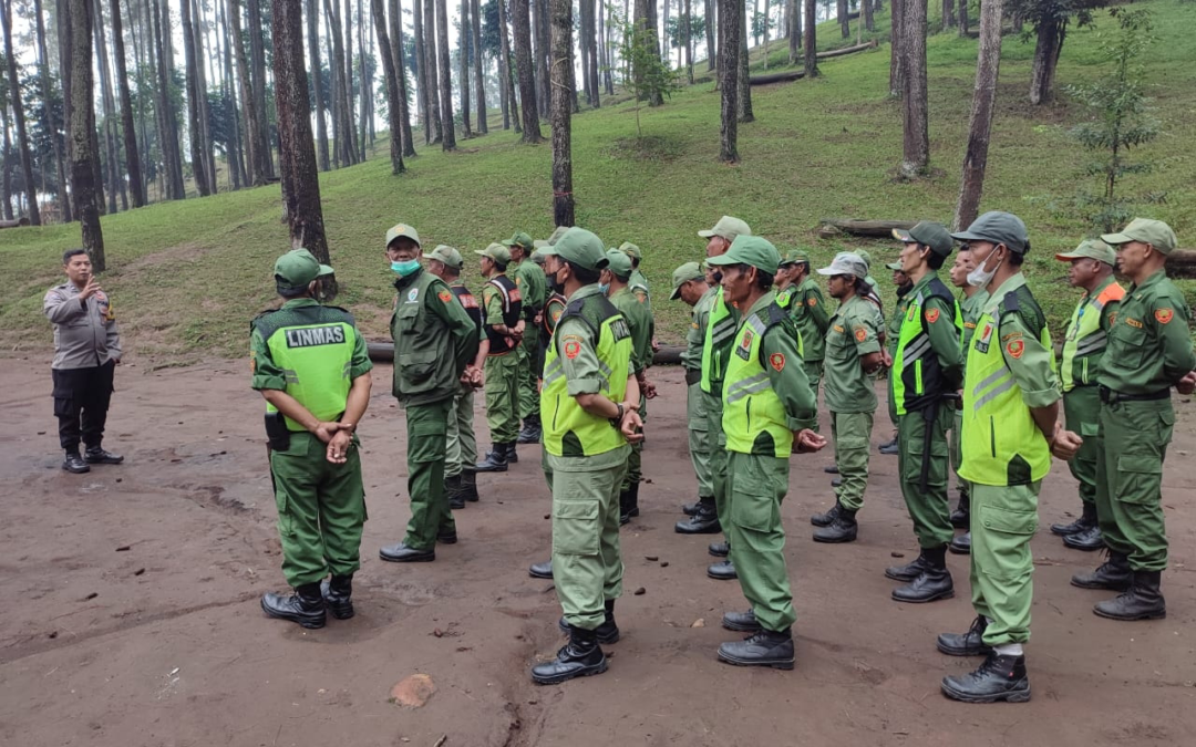 Linmas Mulawarman Tangguh: Sinergitas Desa Mulawarman dalam Penyediaan Fasilitas dan Perlengkapan yang Memadai