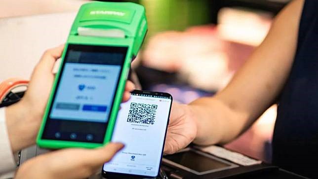 Sistem Pembayaran Digital: Memudahkan Transaksi Bisnis di Desa Mulawarman