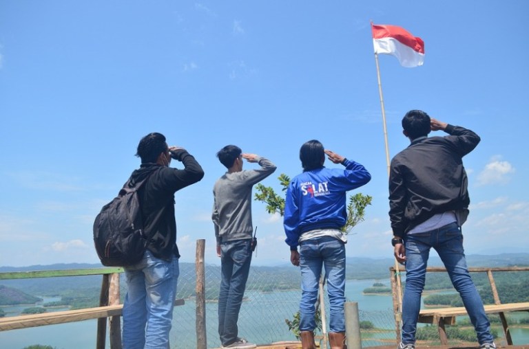 Pemuda Desa Mulawarman Jadi Pelopor Pengelolaan Limbah Ternak